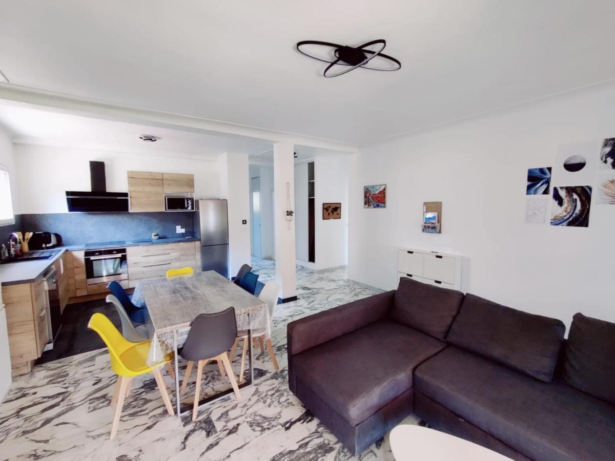 La Villa Castel - Haut De Villa - Parkings- 3 Chambres - 8 Couchages - Jardin - Barbecue กาญเนอ-ซูร์-แมร์ ภายนอก รูปภาพ