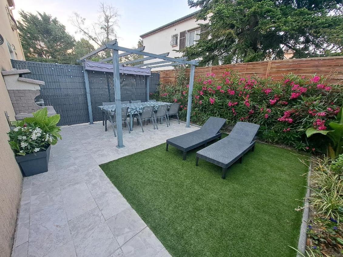 La Villa Castel - Haut De Villa - Parkings- 3 Chambres - 8 Couchages - Jardin - Barbecue กาญเนอ-ซูร์-แมร์ ภายนอก รูปภาพ